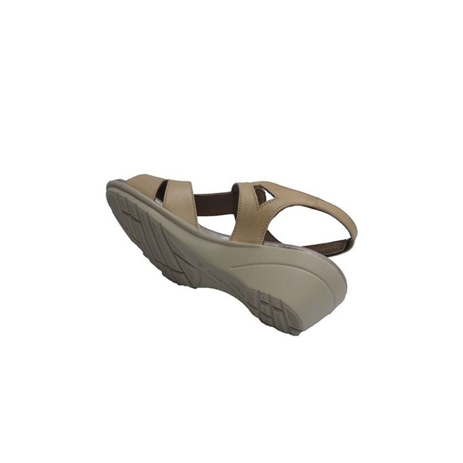 Women Slippers Clayan | Woman Sandal With Central Strip In Another Tone Clayan In Light Brown Model At10555